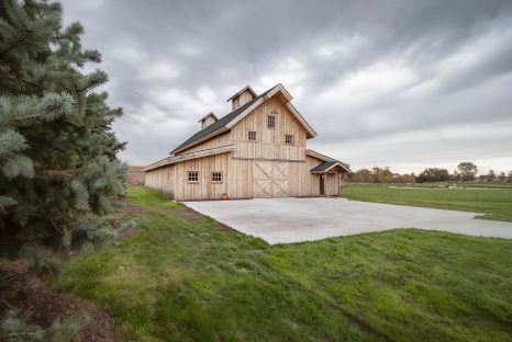 Party Barns - Legacy Post and Beam