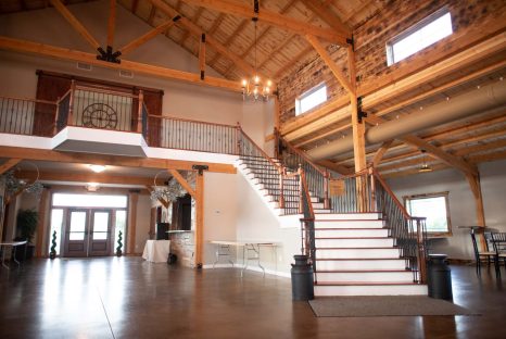 Knox-wedding-venue-kansas-post-and-beam-grand-white-staircase