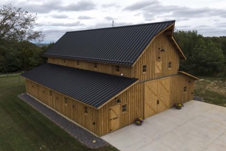 post-and-beam-raised-center-barn