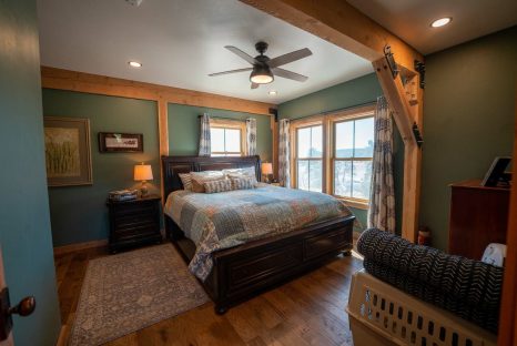 timber-frame-bedroom-colorado-home