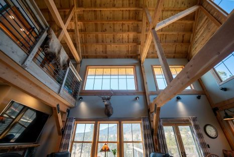 timber-trusses-barn-home
