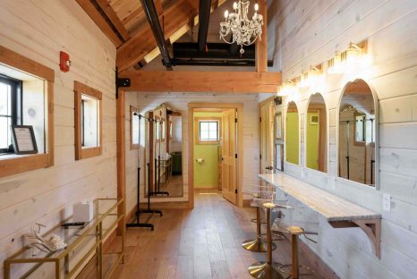 bride's-room-wedding-venue-kit