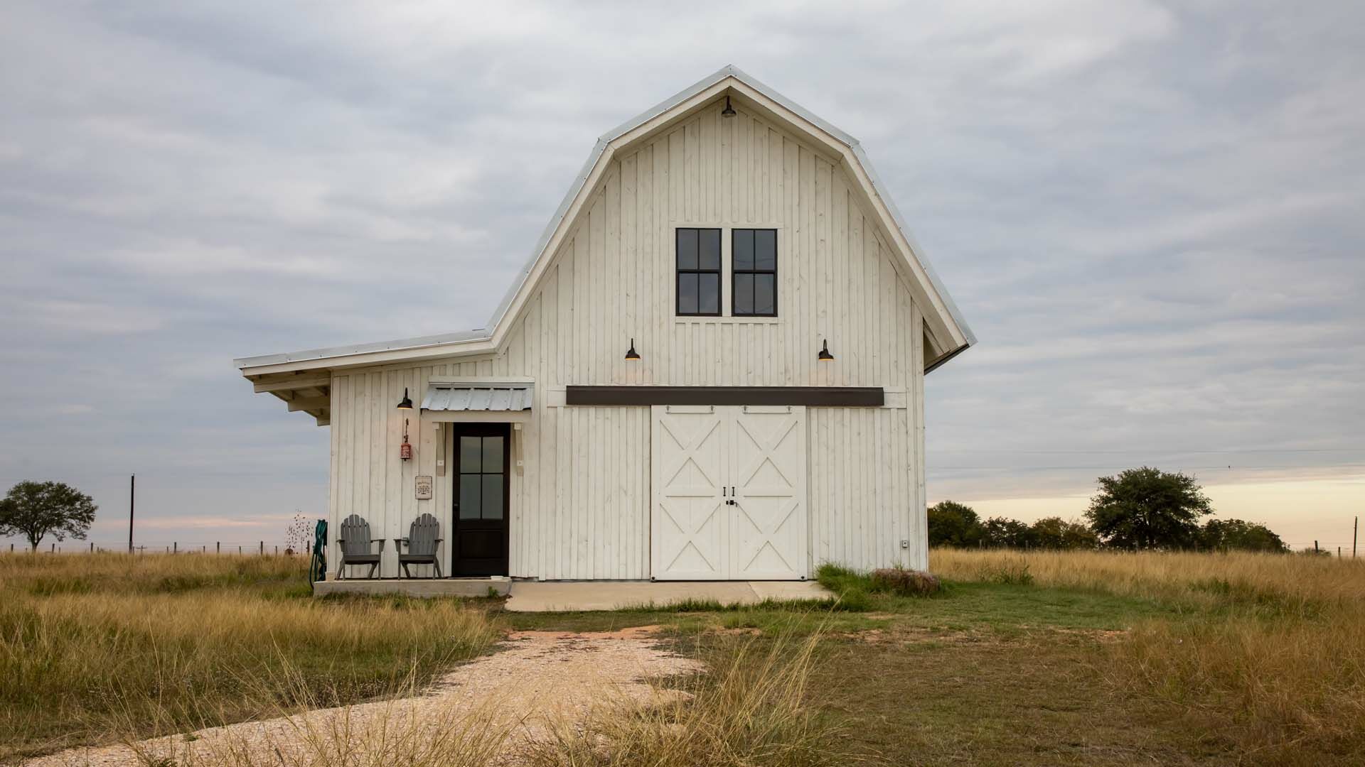 New Pictures! See this 960 sq ft Post & Beam Party Barn - Legacy Post 