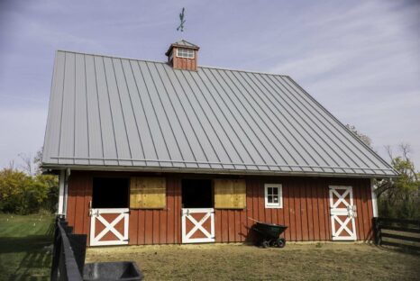 barn-doors-exterior-classic