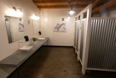bathroom-event-center