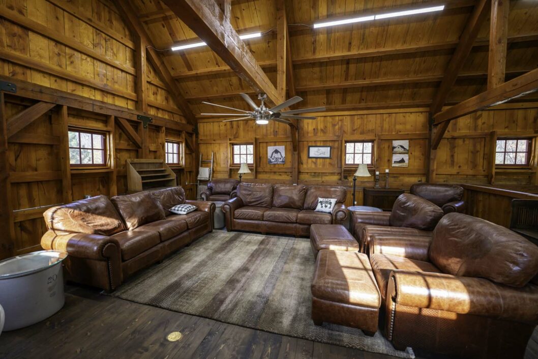 Home - Legacy Post and Beam