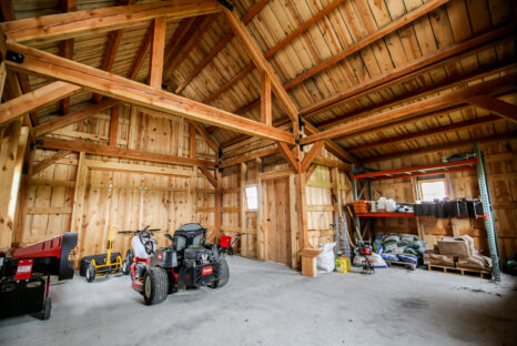 storage-barn-high-end