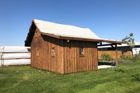 wood-barn-small