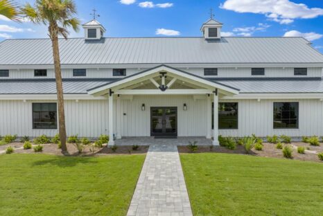 gable-entry-wedding-venue