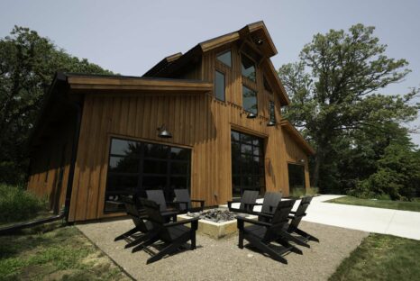 exterior-post-and-beam-hobby-barn