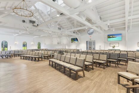 white-beams-post-and-beam-church