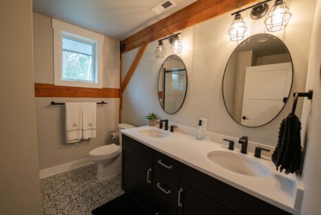 bathroom-timber-beams