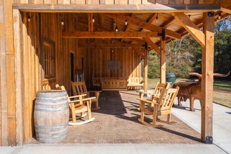 kit-barn-porch