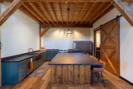 post-and-beam-home-kitchen-island