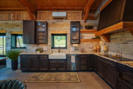 barndominium-kitchen
