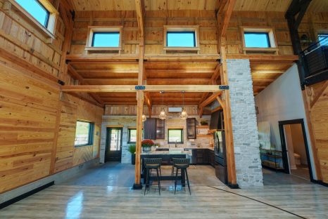 post-and-beam-barndo-kitchen