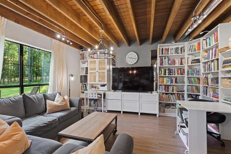 home-kit-family-room