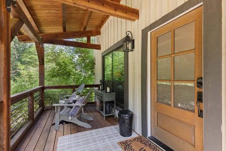 house-kit-porch