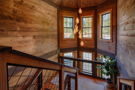 post-and-beam-custom-stairs
