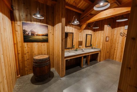post-and-beam-kit-bathroom