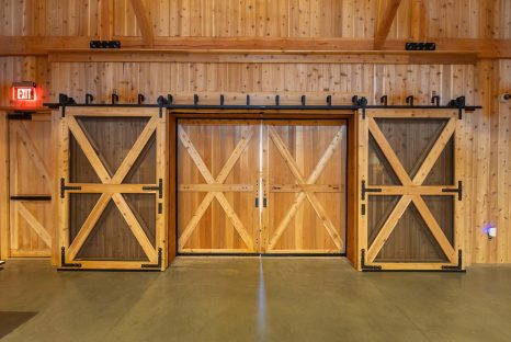 wood-sliding-barn-doors