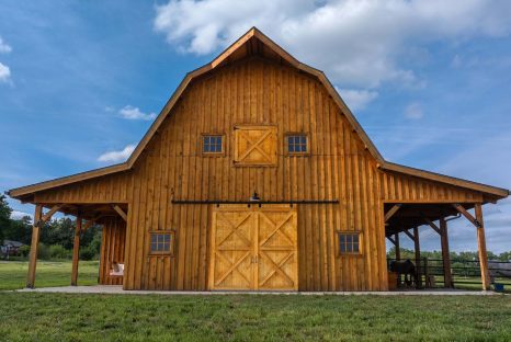 horse-barn-timber-frame
